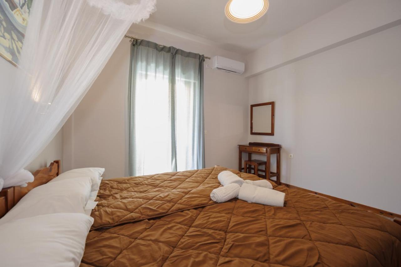 Elias & Vasili House Hotel Agios Georgios Pagon Ngoại thất bức ảnh