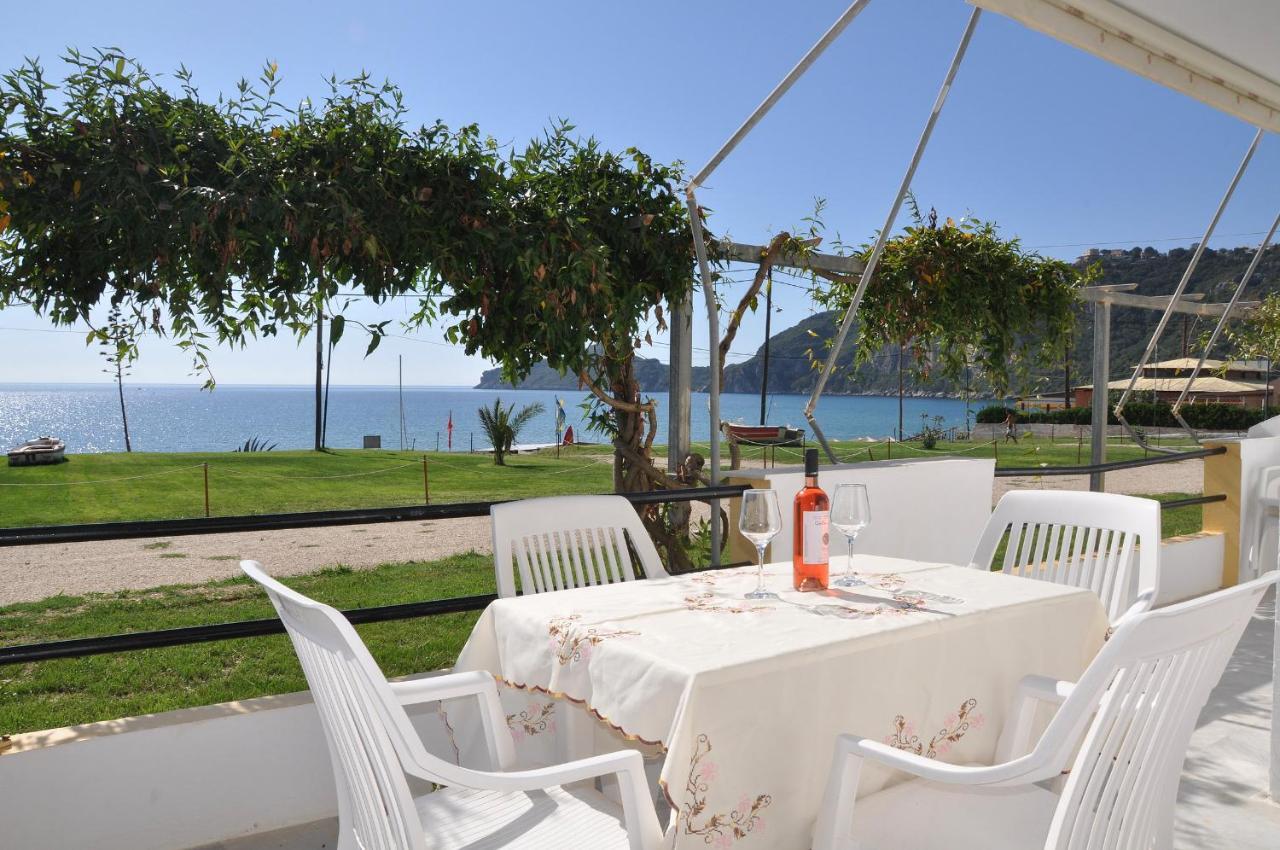 Elias & Vasili House Hotel Agios Georgios Pagon Ngoại thất bức ảnh